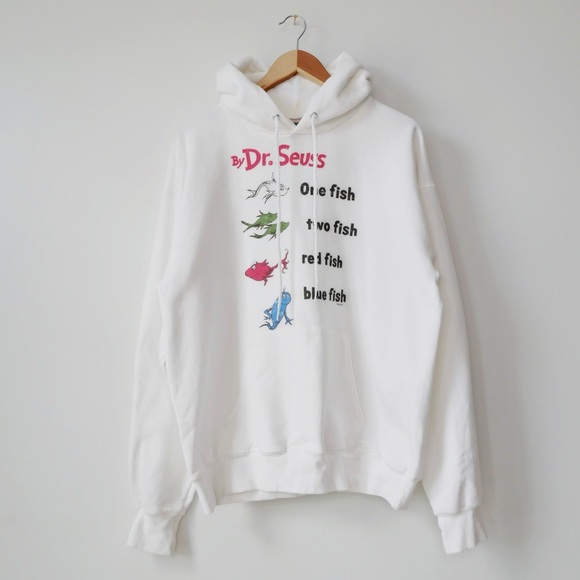 Tops - 🏷5/$30 SALE | Dr. Seuss hoodie sweatshirt